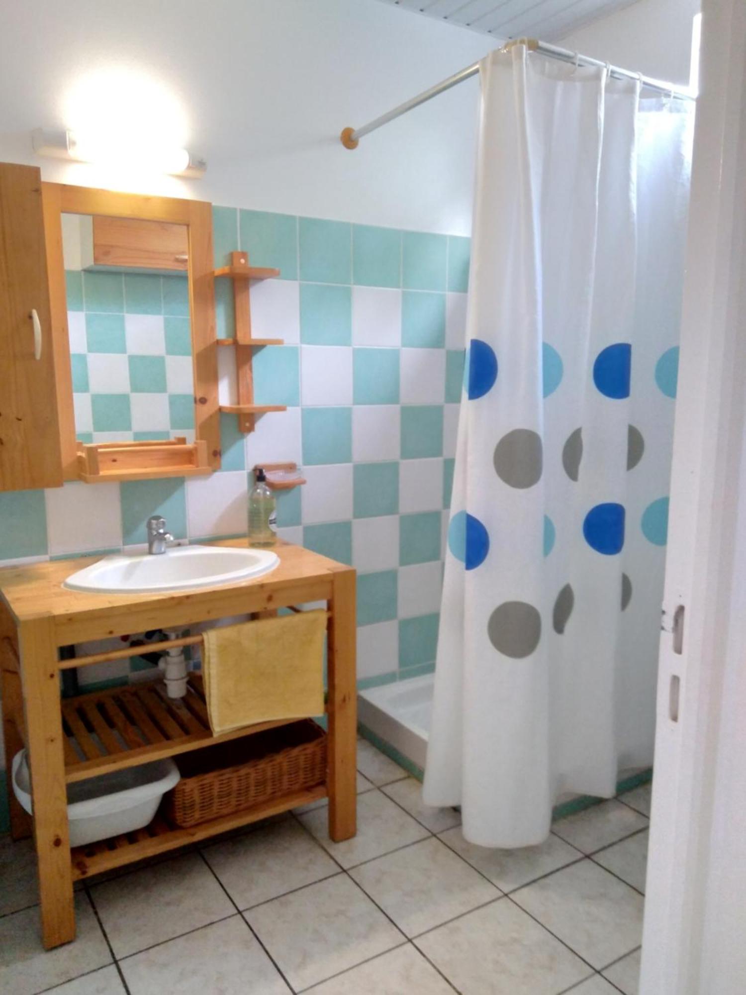 F2 Rez De Jardin Carbet Apartman Le Carbet Kültér fotó